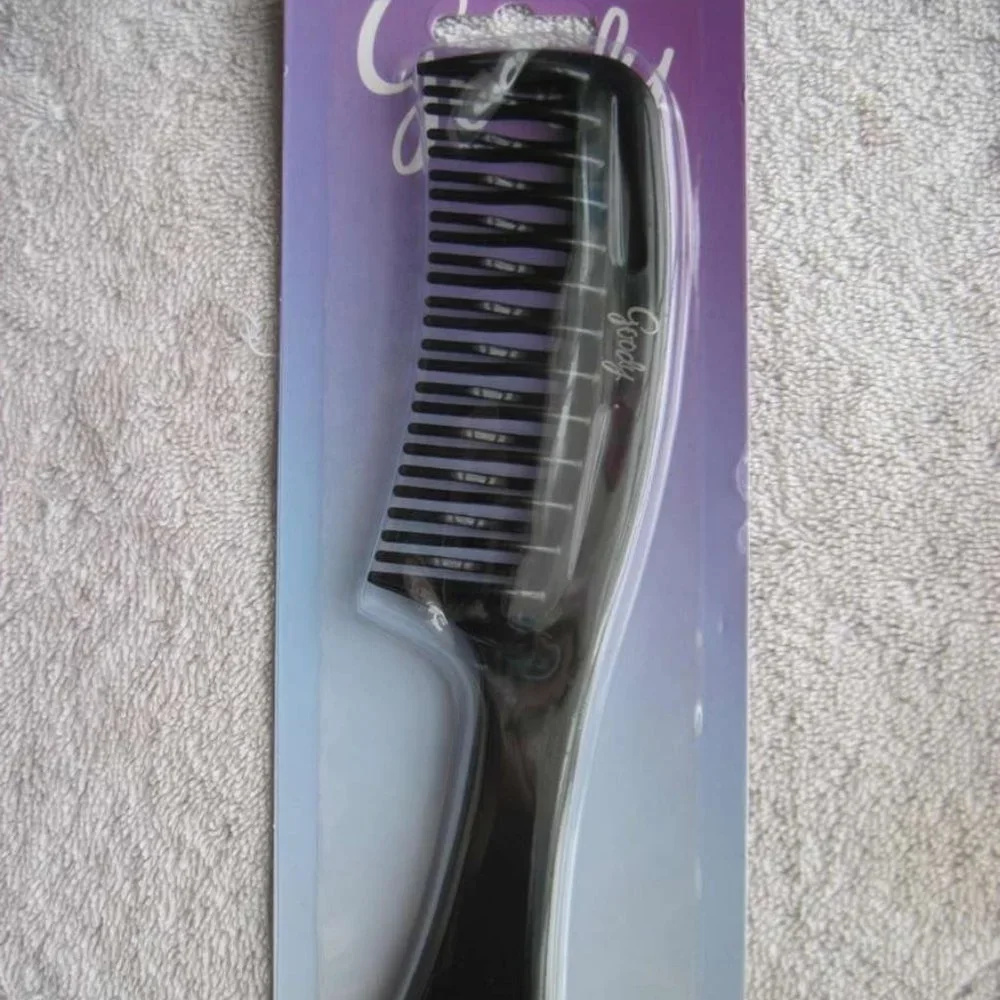 Solid Plastic Curved Wide Spaced Teeth Tooth Super Detangling Hair Comb Detangle